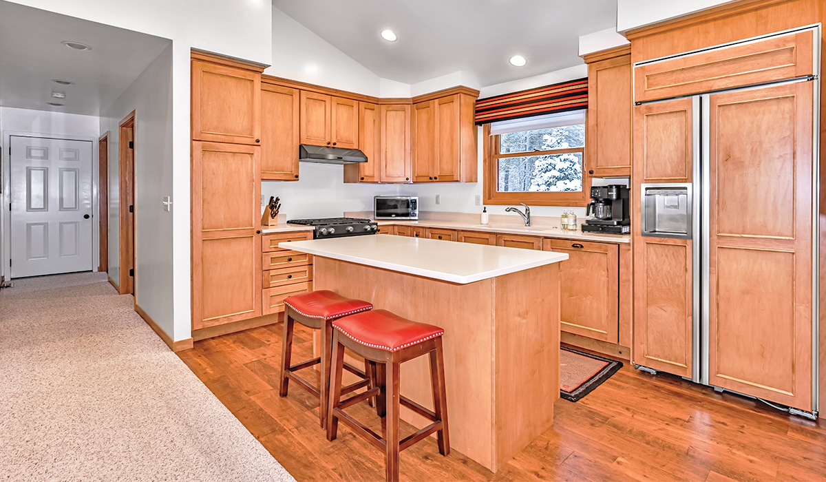 Take advantage of the full kitchen and breakfast bar.