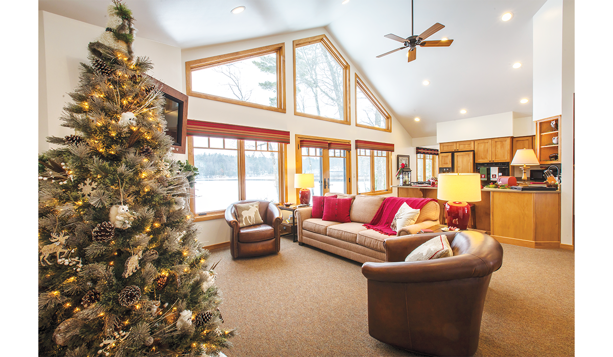 Festive Northwoods décor makes the season bright.